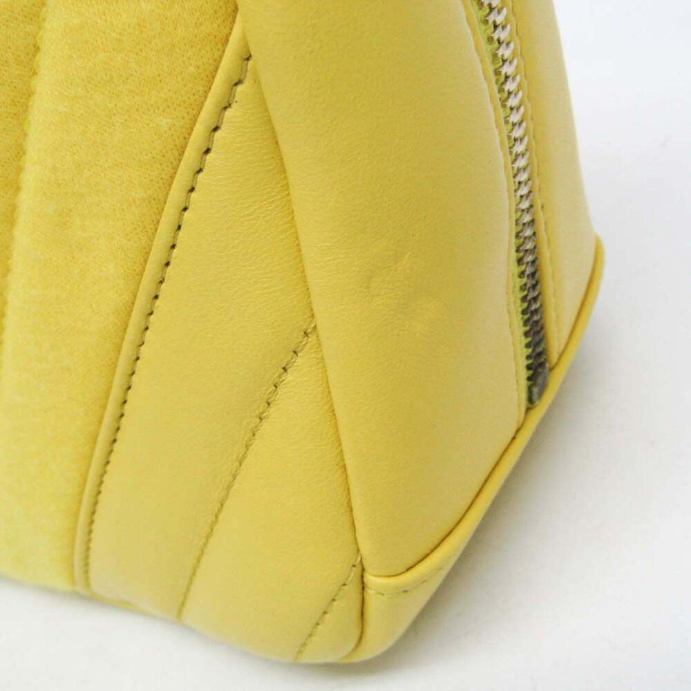 CHANEL Yellow Leather Shoulder Bag - Picture 10 of 16